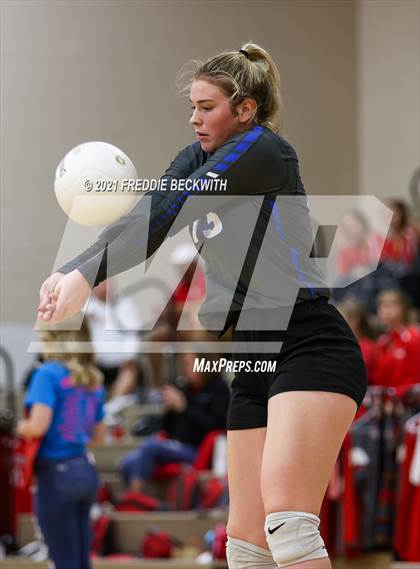 Thumbnail 1 in Lindsay vs Windthorst (Nocona Tournament) photogallery.