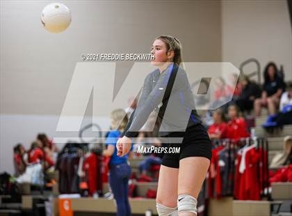 Thumbnail 3 in Lindsay vs Windthorst (Nocona Tournament) photogallery.