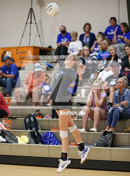 Thumbnail 2 in Lindsay vs Windthorst (Nocona Tournament) photogallery.