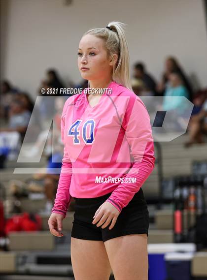 Thumbnail 2 in Lindsay vs Windthorst (Nocona Tournament) photogallery.