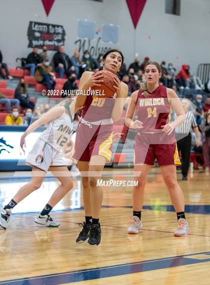 Thumbnail 3 in Morton/White Pass vs. Winlock (WIAA 2B District Playoff) photogallery.