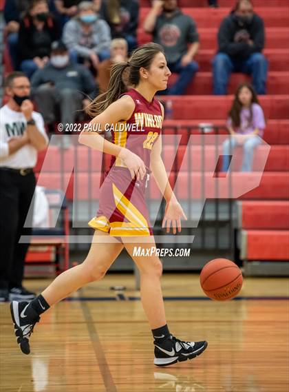 Thumbnail 1 in Morton/White Pass vs. Winlock (WIAA 2B District Playoff) photogallery.