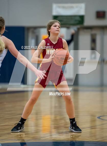 Thumbnail 1 in Morton/White Pass vs. Winlock (WIAA 2B District Playoff) photogallery.