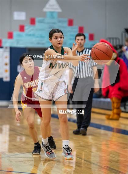 Thumbnail 2 in Morton/White Pass vs. Winlock (WIAA 2B District Playoff) photogallery.