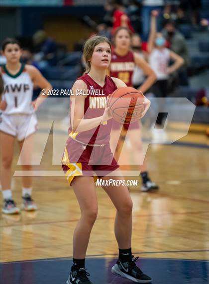 Thumbnail 2 in Morton/White Pass vs. Winlock (WIAA 2B District Playoff) photogallery.