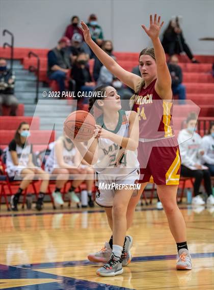Thumbnail 3 in Morton/White Pass vs. Winlock (WIAA 2B District Playoff) photogallery.