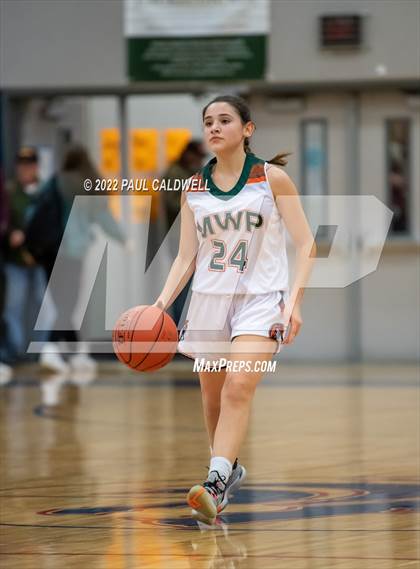 Thumbnail 3 in Morton/White Pass vs. Winlock (WIAA 2B District Playoff) photogallery.