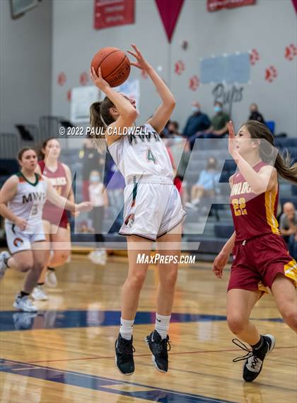 Thumbnail 3 in Morton/White Pass vs. Winlock (WIAA 2B District Playoff) photogallery.