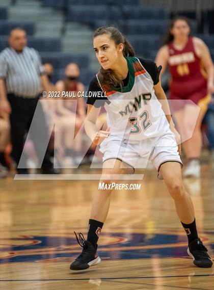 Thumbnail 3 in Morton/White Pass vs. Winlock (WIAA 2B District Playoff) photogallery.