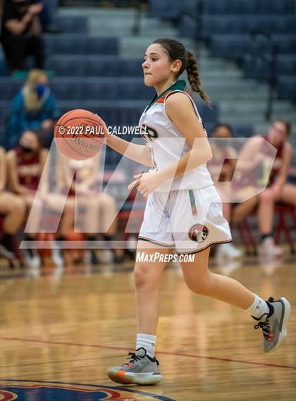 Thumbnail 2 in Morton/White Pass vs. Winlock (WIAA 2B District Playoff) photogallery.