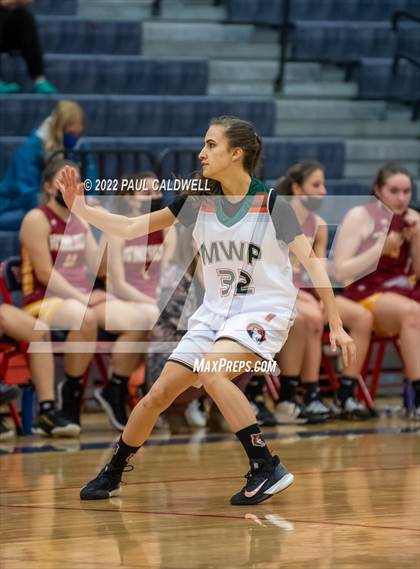 Thumbnail 3 in Morton/White Pass vs. Winlock (WIAA 2B District Playoff) photogallery.