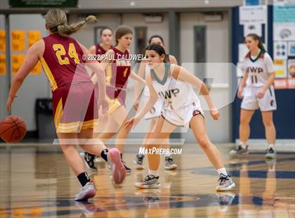 Thumbnail 3 in Morton/White Pass vs. Winlock (WIAA 2B District Playoff) photogallery.
