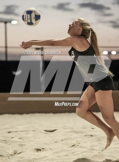 Thumbnail 1 in Gilbert Christian vs Basha photogallery.