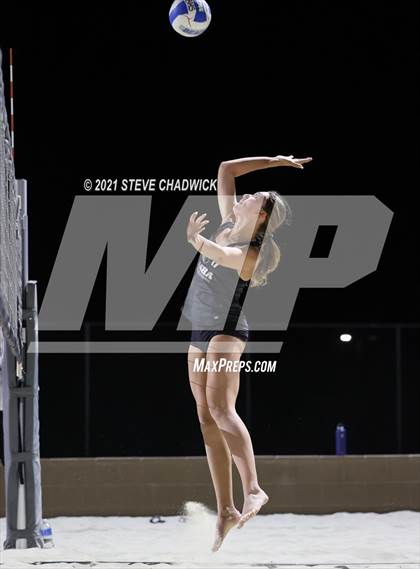 Thumbnail 3 in Gilbert Christian vs Basha photogallery.