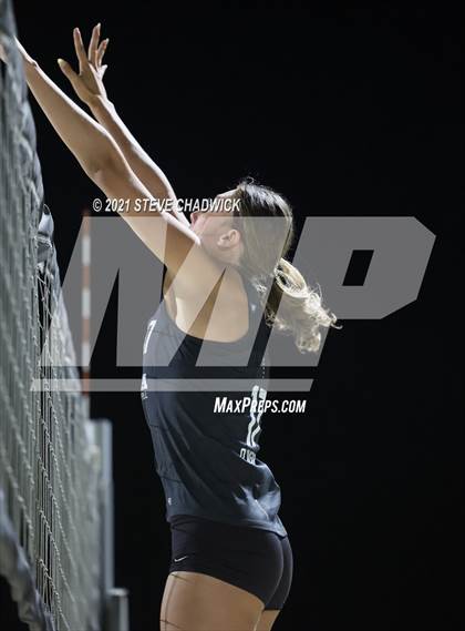 Thumbnail 3 in Gilbert Christian vs Basha photogallery.