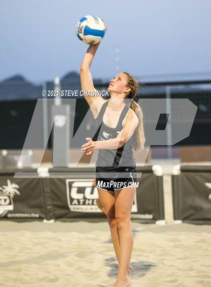 Thumbnail 1 in Gilbert Christian vs Basha photogallery.