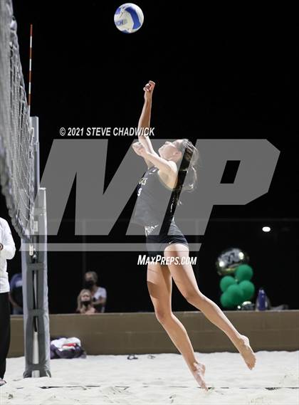 Thumbnail 1 in Gilbert Christian vs Basha photogallery.