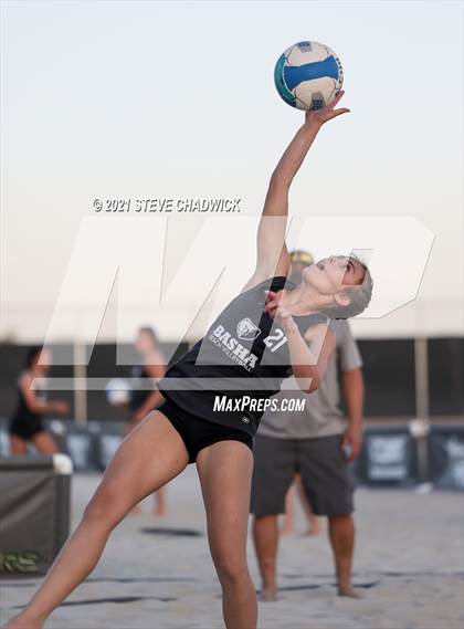 Thumbnail 2 in Gilbert Christian vs Basha photogallery.