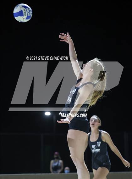 Thumbnail 2 in Gilbert Christian vs Basha photogallery.