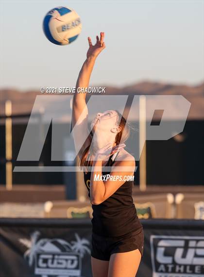 Thumbnail 2 in Gilbert Christian vs Basha photogallery.