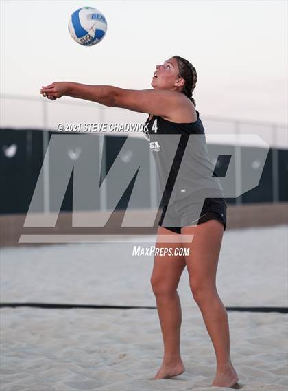 Thumbnail 3 in Gilbert Christian vs Basha photogallery.