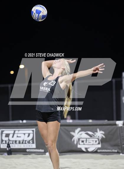 Thumbnail 2 in Gilbert Christian vs Basha photogallery.