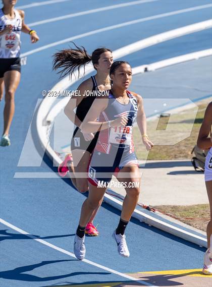 Thumbnail 1 in UF Relays (Friday) photogallery.
