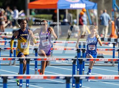 Thumbnail 1 in UF Relays (Friday) photogallery.