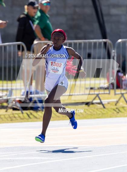 Thumbnail 3 in UF Relays (Friday) photogallery.