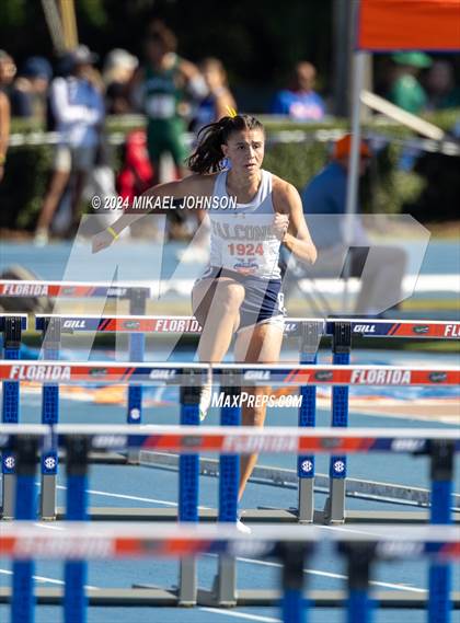 Thumbnail 2 in UF Relays (Friday) photogallery.