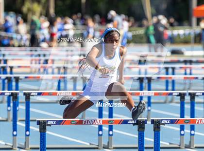 Thumbnail 1 in UF Relays (Friday) photogallery.