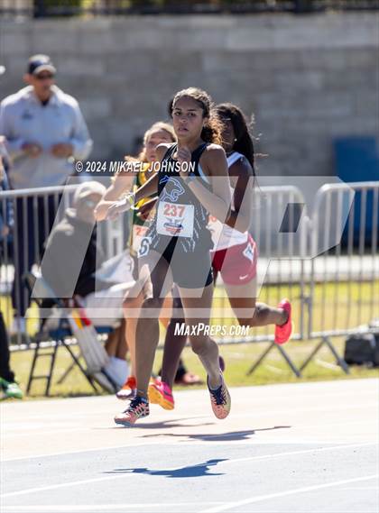 Thumbnail 3 in UF Relays (Friday) photogallery.