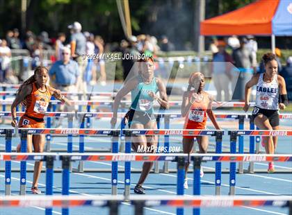 Thumbnail 1 in UF Relays (Friday) photogallery.