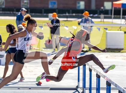 Thumbnail 1 in UF Relays (Friday) photogallery.