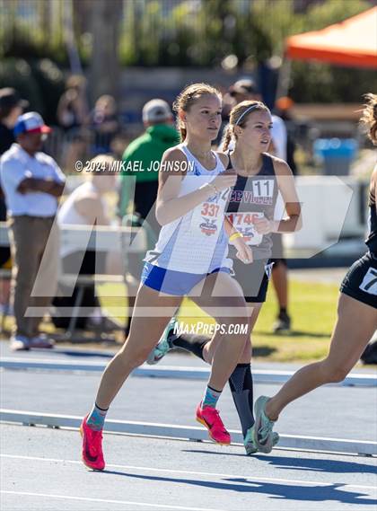 Thumbnail 2 in UF Relays (Friday) photogallery.