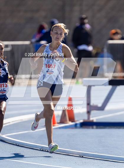 Thumbnail 2 in UF Relays (Friday) photogallery.