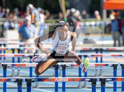 Thumbnail 3 in UF Relays (Friday) photogallery.