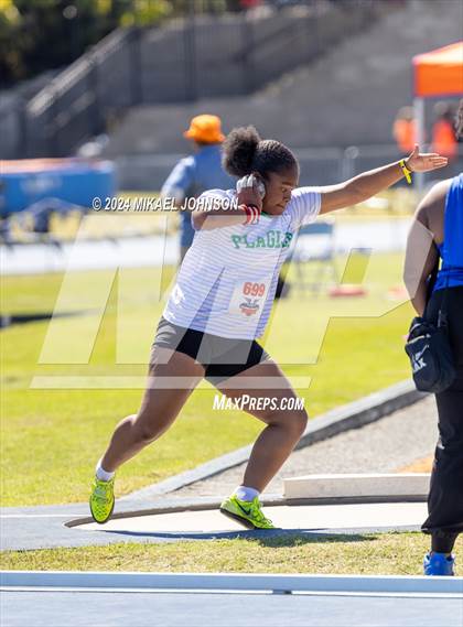 Thumbnail 3 in UF Relays (Friday) photogallery.