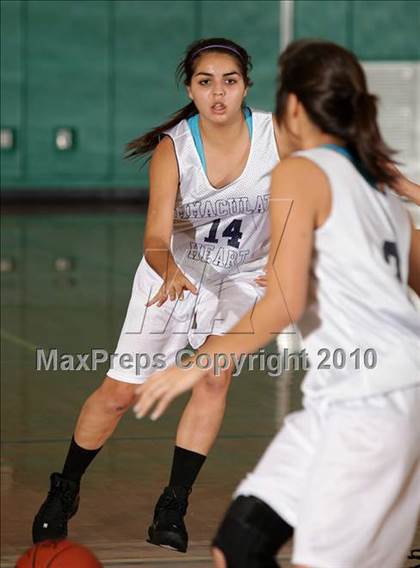 Thumbnail 1 in Immaculate Heart @ La Reina (Providence Tournament) photogallery.
