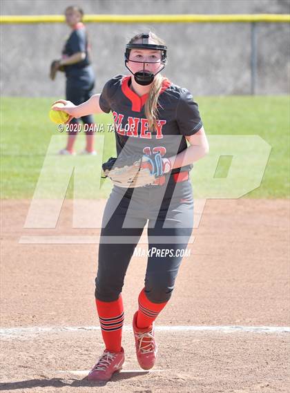 Thumbnail 2 in Olney vs Santo (Millsap Tournament) photogallery.