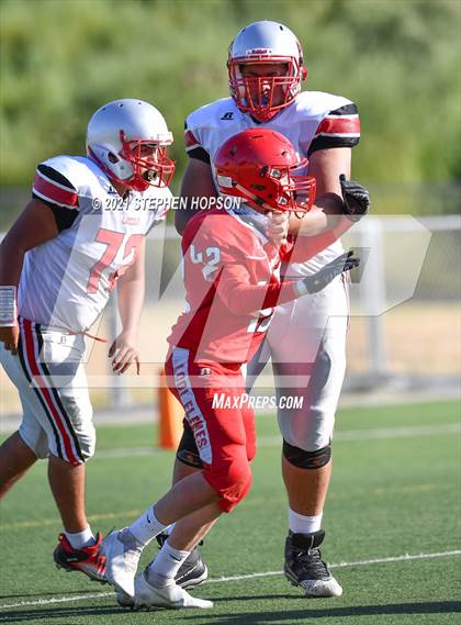 Thumbnail 1 in JV: Lincoln @ Lodi photogallery.