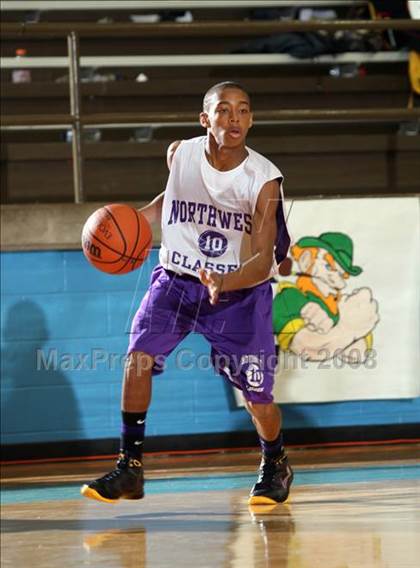 Thumbnail 2 in Lancaster vs North West Classen (Texas-Oklahoma Shootout) photogallery.