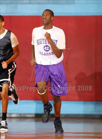 Thumbnail 2 in Lancaster vs North West Classen (Texas-Oklahoma Shootout) photogallery.