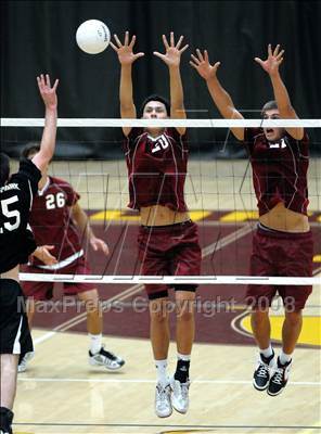 Thumbnail 3 in Oak Park vs Oaks Christian (CIF SS D4 Final) photogallery.