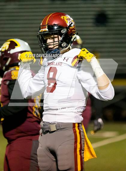 Thumbnail 2 in Highland @ Simi Valley (CIF-SS Division 10 Quarterfinal) photogallery.