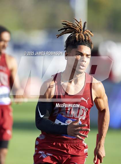 Thumbnail 2 in Bob Hayes Invitational (4x1600) photogallery.
