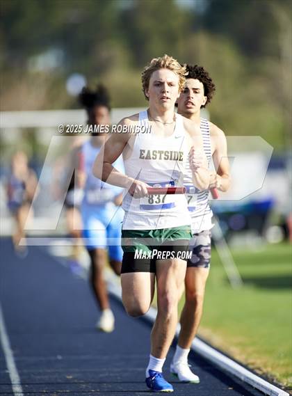 Thumbnail 3 in Bob Hayes Invitational (4x1600) photogallery.