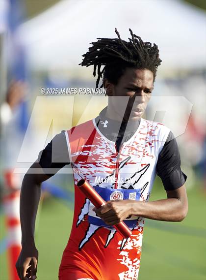 Thumbnail 2 in Bob Hayes Invitational (4x1600) photogallery.