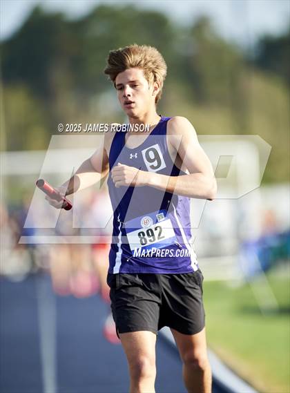 Thumbnail 1 in Bob Hayes Invitational (4x1600) photogallery.
