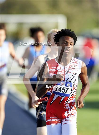 Thumbnail 1 in Bob Hayes Invitational (4x1600) photogallery.